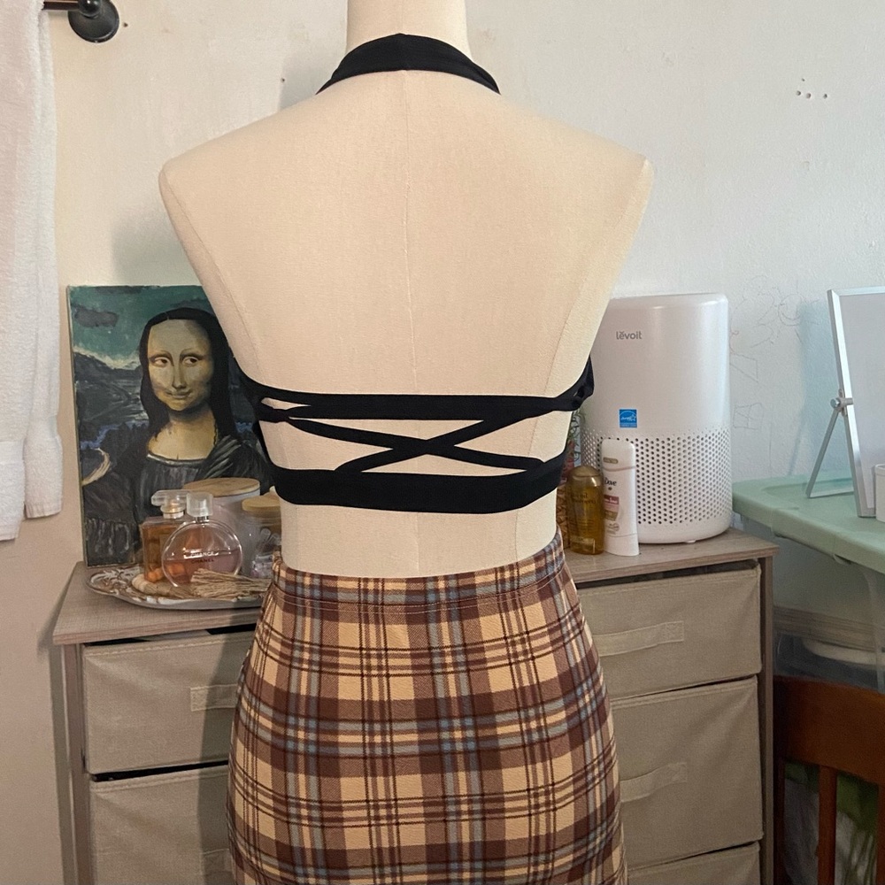 Halter Top - Picture 2 of 2